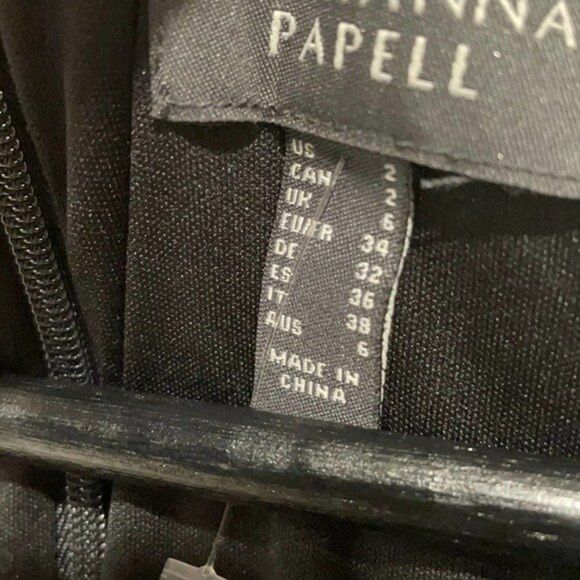 ADRIANNA PAPELL PINTUCK LONG COCKTAIL AND PARTY DRESS Sz 2 - Picture 7 of 10